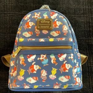 New with tags Seven Dwarfs Loungefly